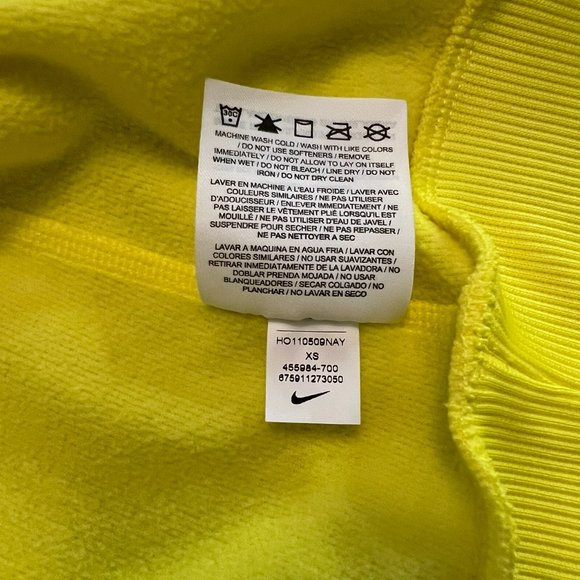 NEW with tags - XS Women's "Just Do It" NIKE Zip Therma-Fit Yellow Hoodie - Picture 6 of 8